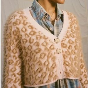 KIMCHI BLUE CROP CARDIGAN (A359)